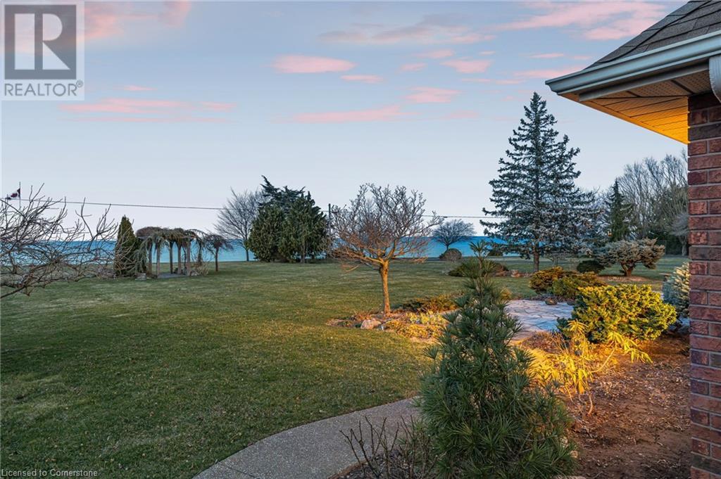3503 Lakeshore Road Property Photo 9