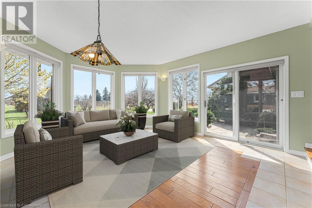 3503 Lakeshore Road Property Photo 17