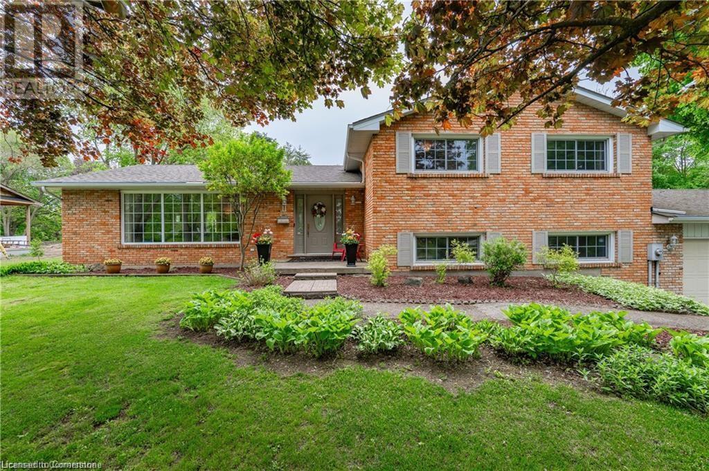 11 Coachman Crescent Property Photo 1