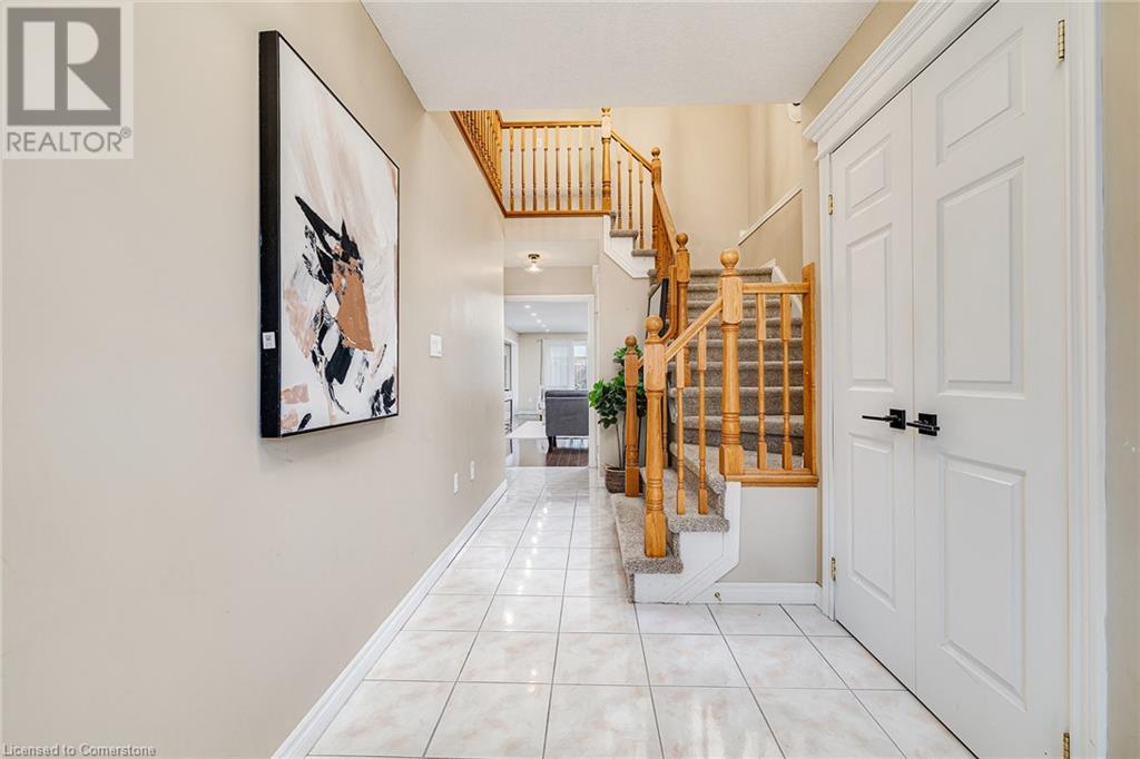 18 Highbarry Crescent Property Photo 2