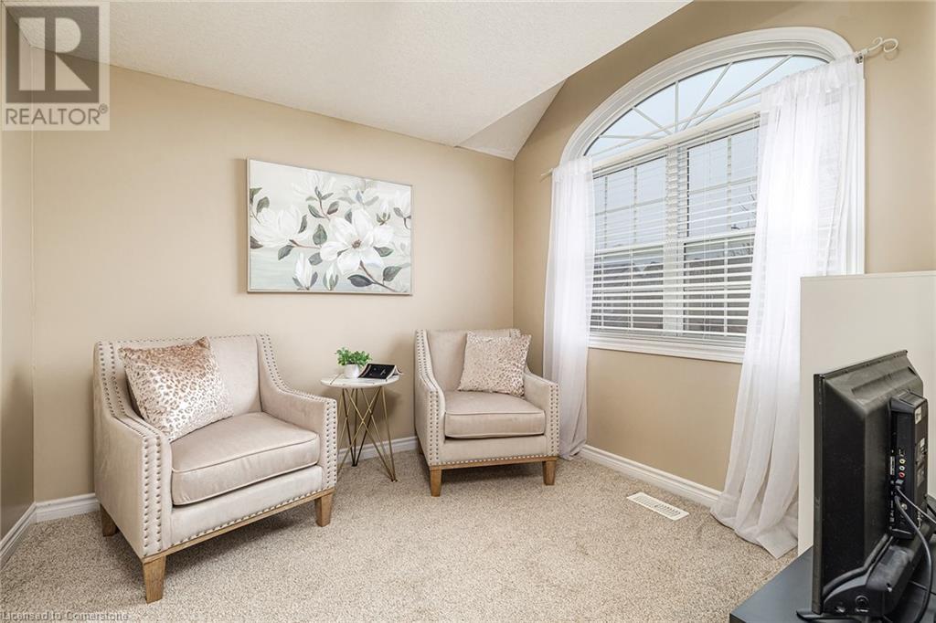 18 Highbarry Crescent Property Photo 23