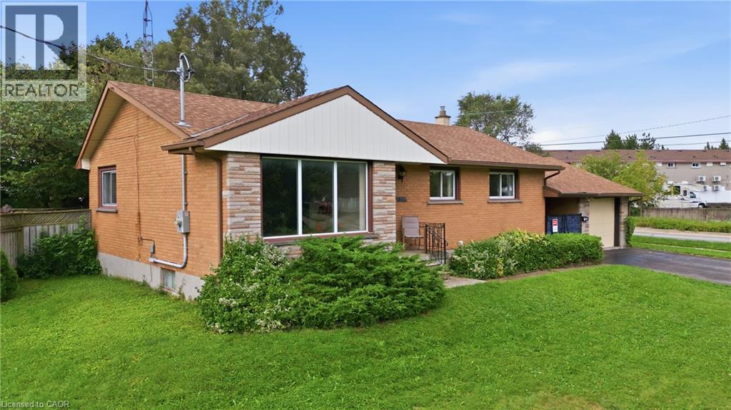 5750 Hodgson Avenue Property Photo 3
