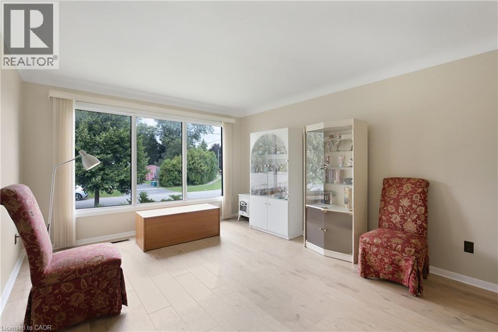 5750 Hodgson Avenue Property Photo 10