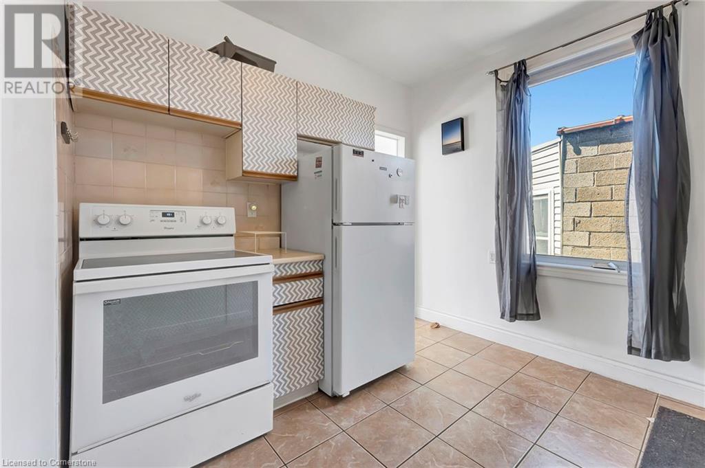 893 Barton Street E Property Photo 20