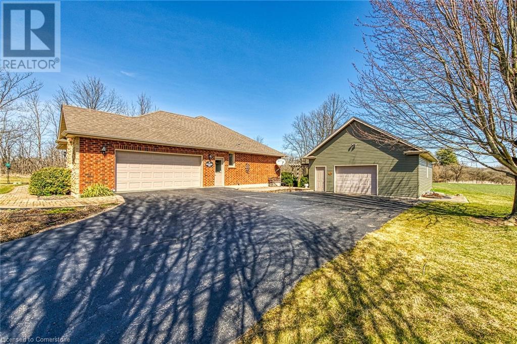 78 Pauline Johnson Road Property Photo 4