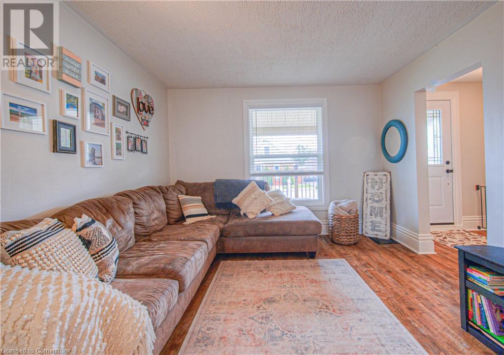 58 Stanley Street Property Photo 6