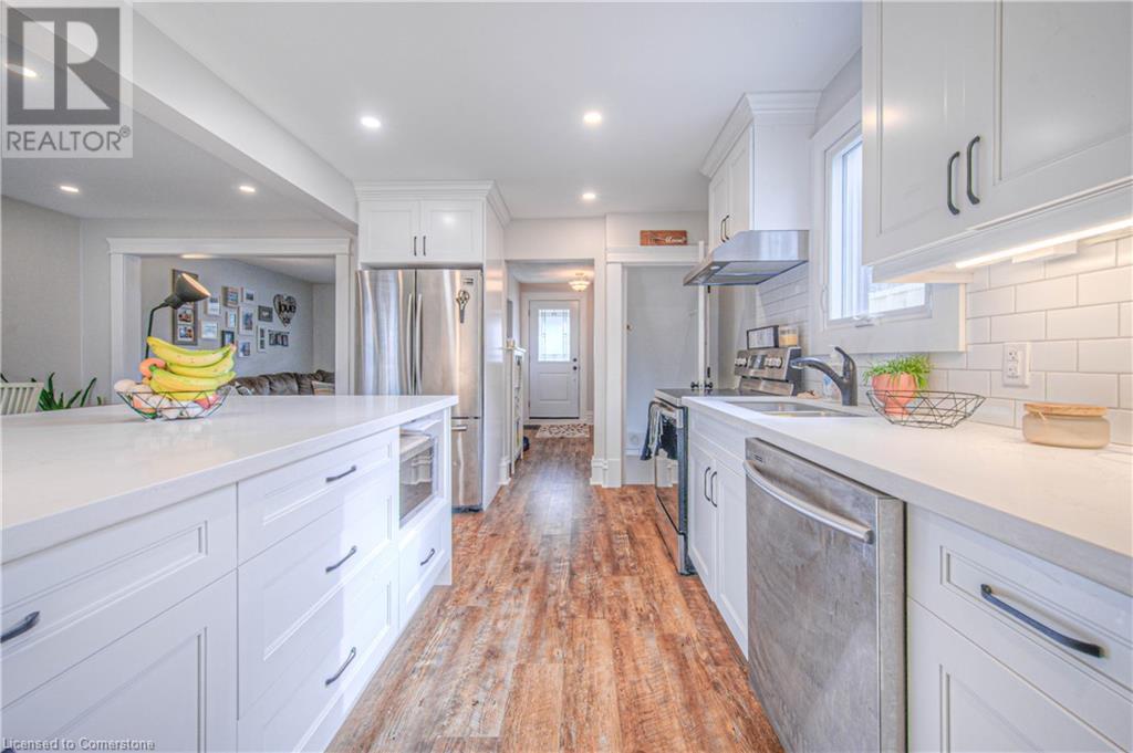 58 Stanley Street Property Photo 14
