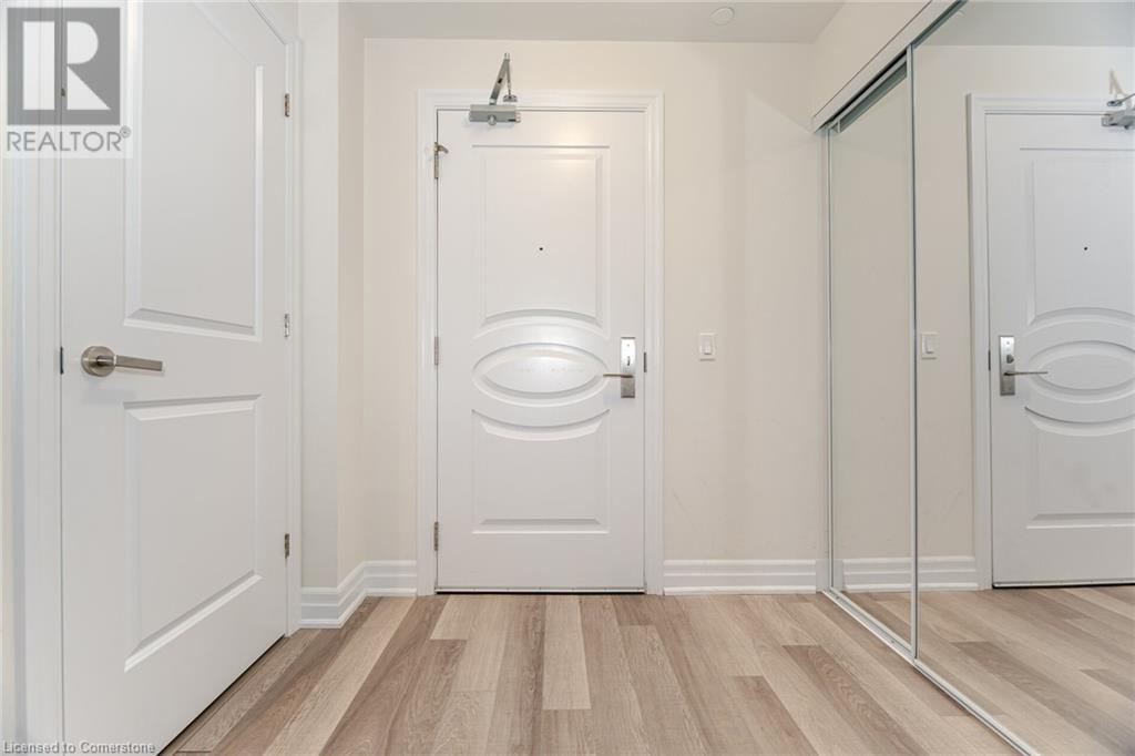 9085 Jane Street Unit# 308 Property Photo 6