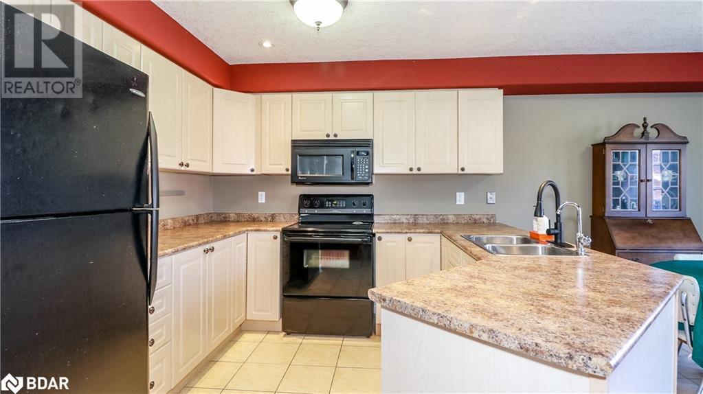 40 Benjamin Lane Property Photo 14