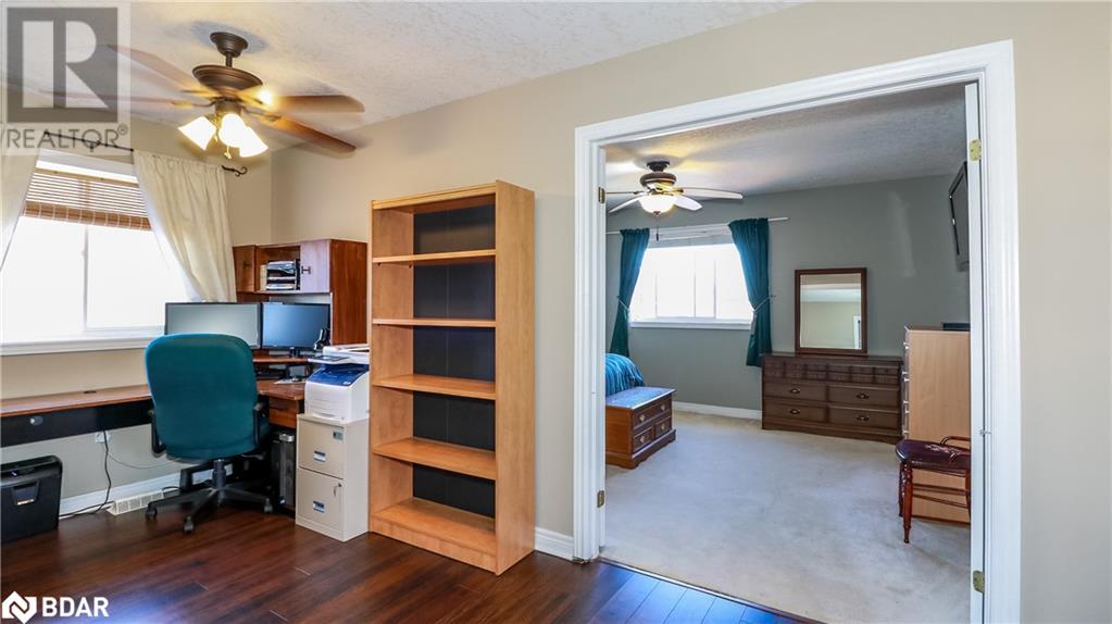 40 Benjamin Lane Property Photo 23