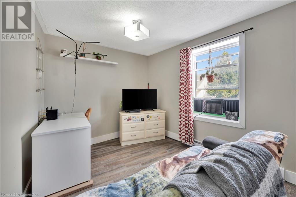 49 Dumfries Street Property Photo 13