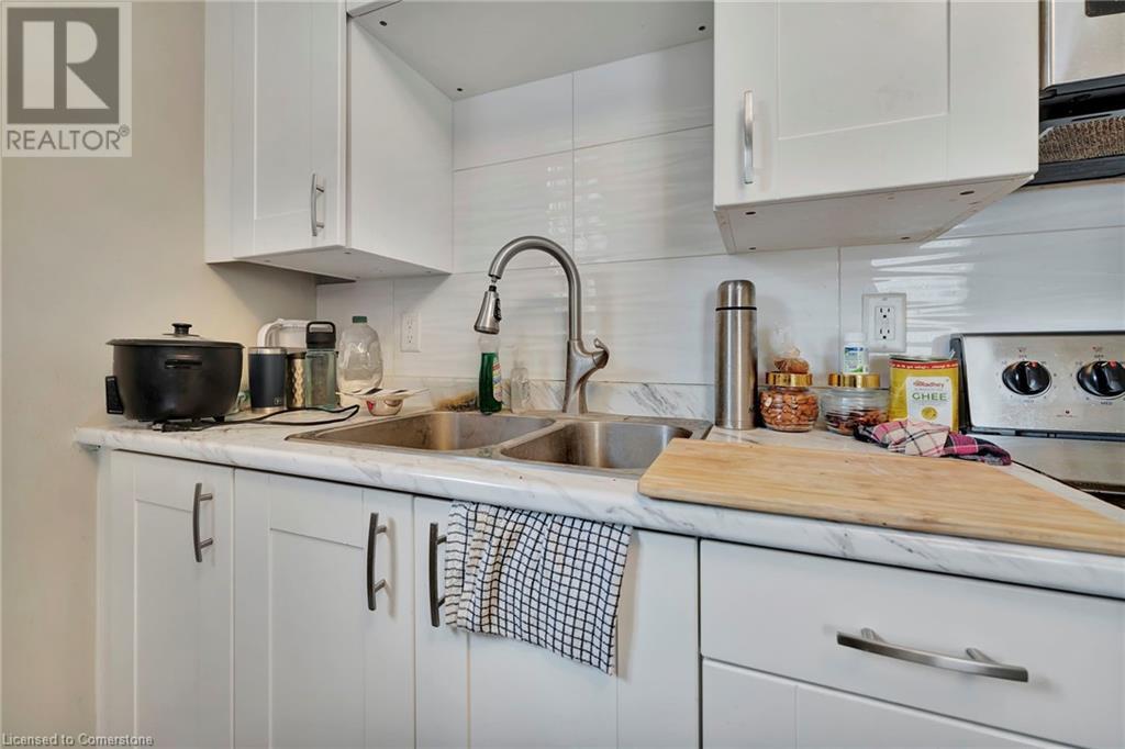49 Dumfries Street Property Photo 23