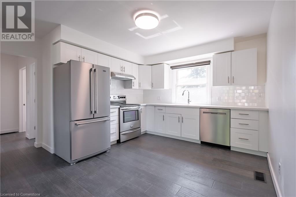 423 Upper Ottawa Street Property Photo 8