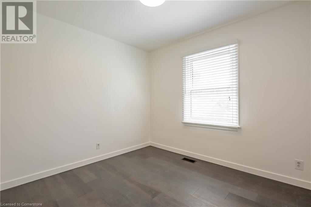 423 Upper Ottawa Street Property Photo 11