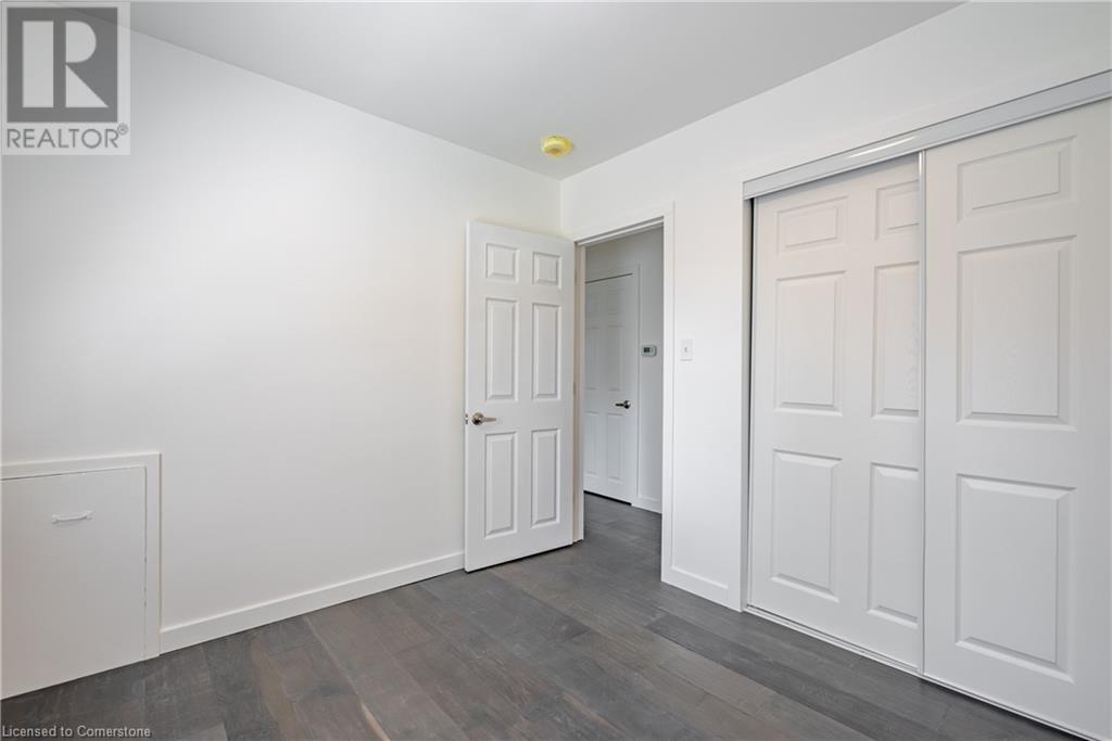 423 Upper Ottawa Street Property Photo 12
