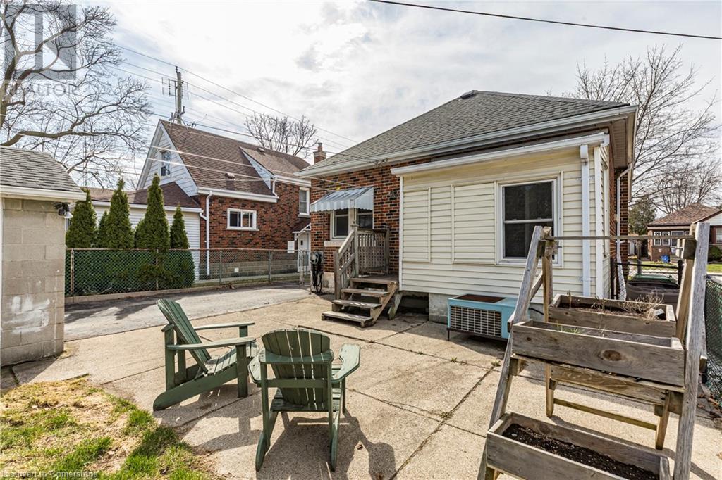 57 Cameron Avenue S Property Photo 24