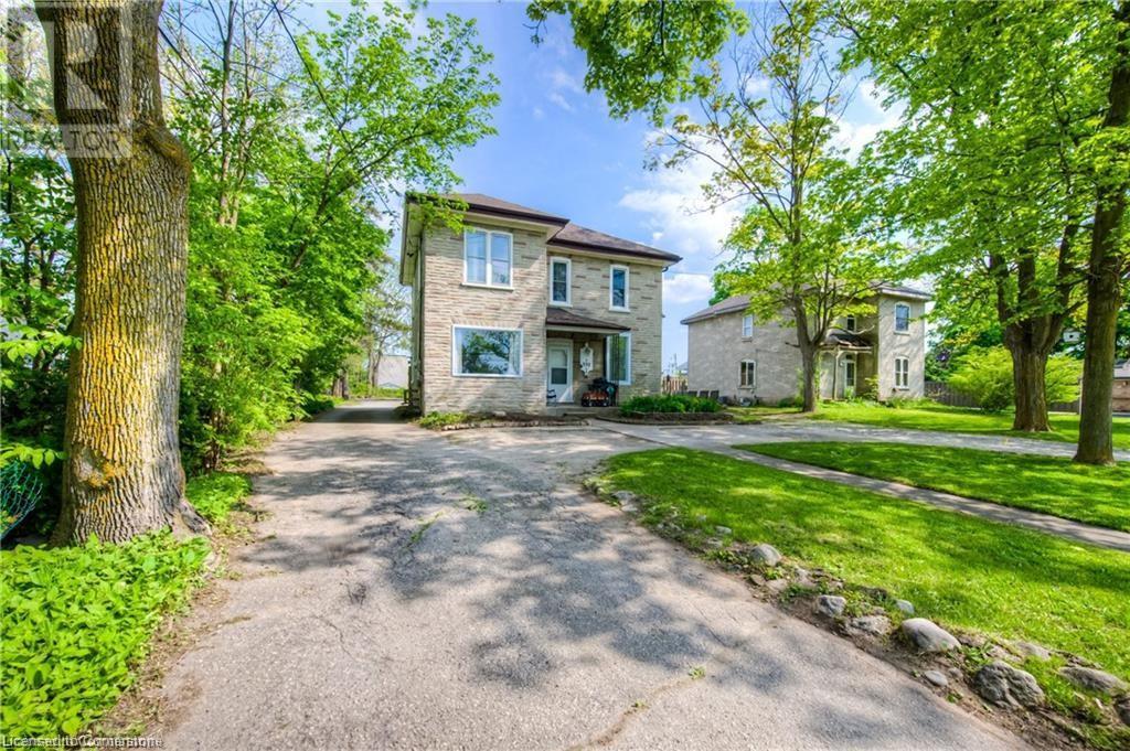 332 Queen Street W Property Photo 50