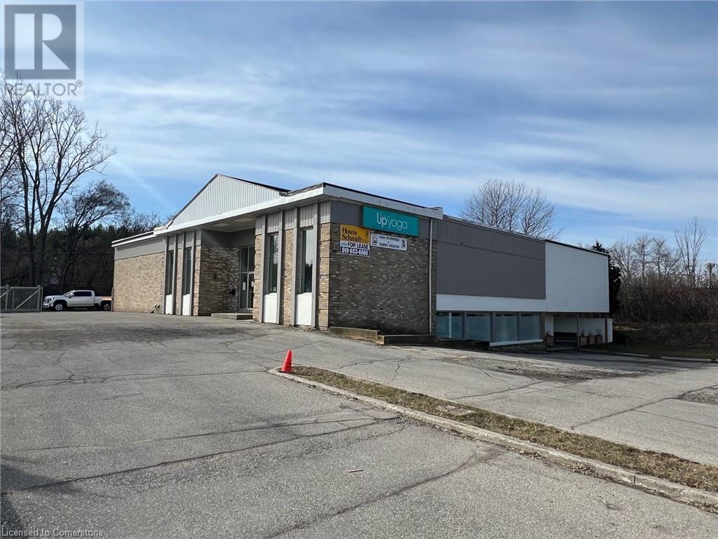 100 Dundas Street E Property Photo 4