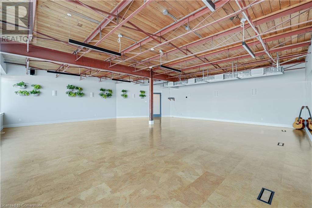 100 Dundas Street E Property Photo 24