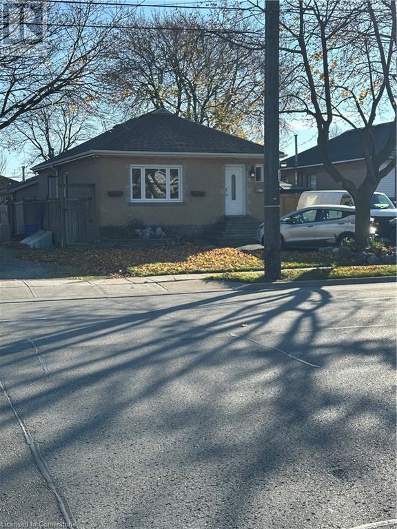 627 Upper Sherman Avenue Property Photo 1