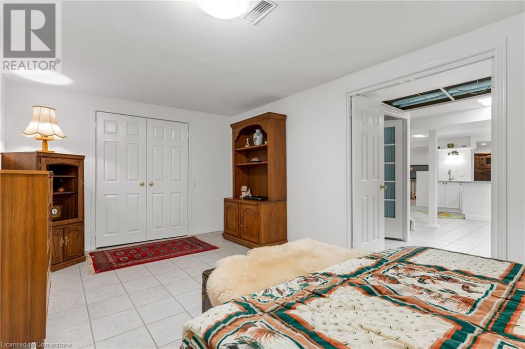 370 Silverbirch Boulevard Unit# 28 Property Photo 30
