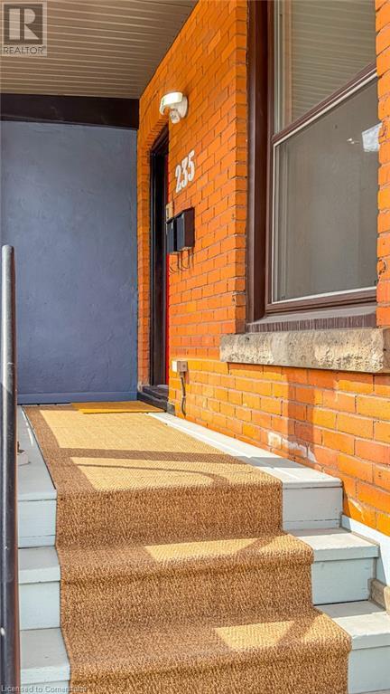 235 Young Street Property Photo 4