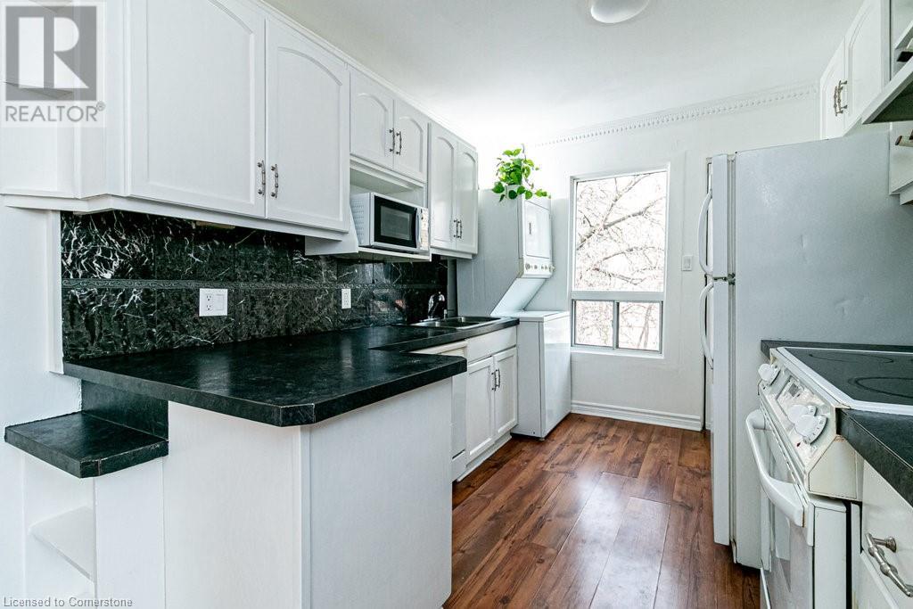 235 Young Street Property Photo 24