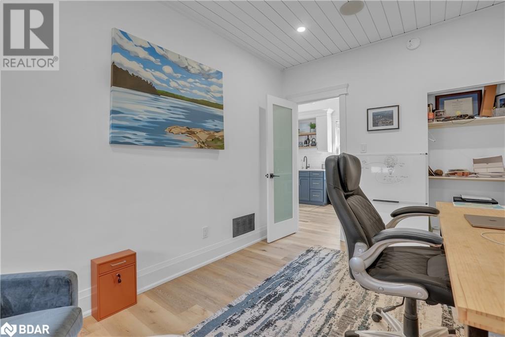27 Victoria Street Property Photo 20