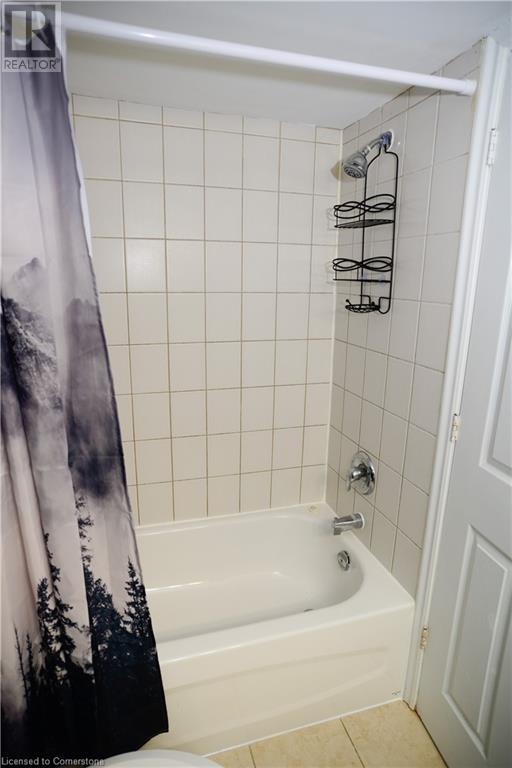 747 Parkview Crescent Property Photo 26