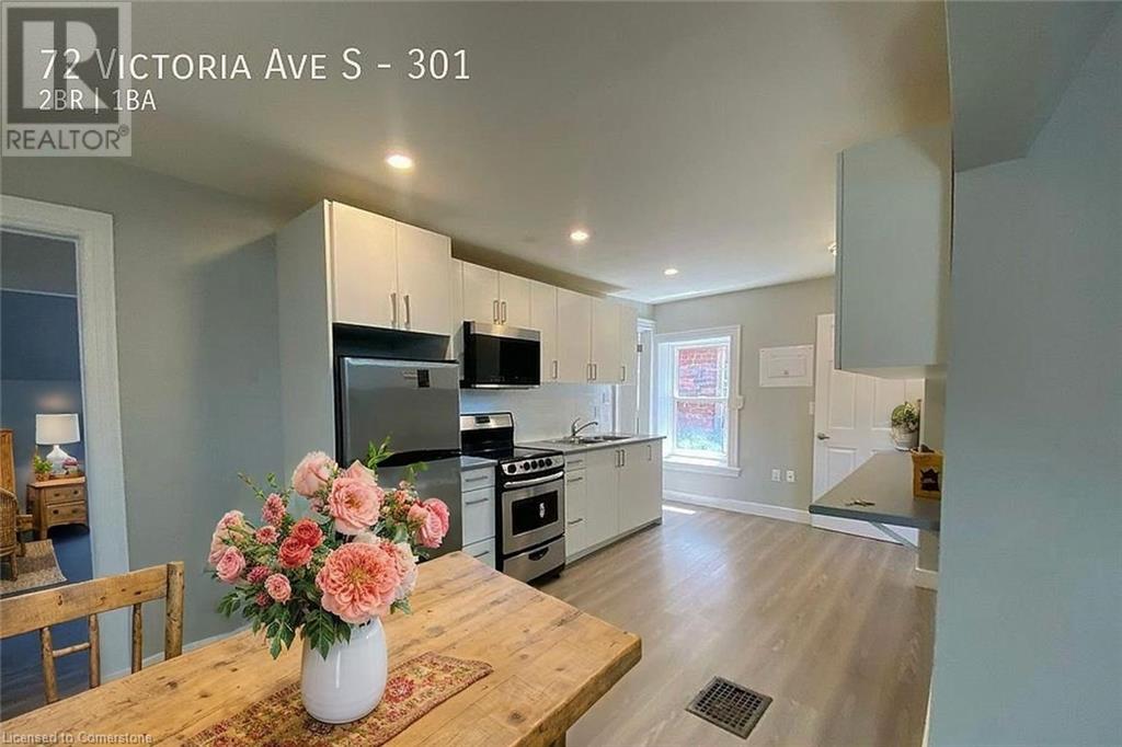 72 Victoria Avenue S Unit# 301 Property Photo 2