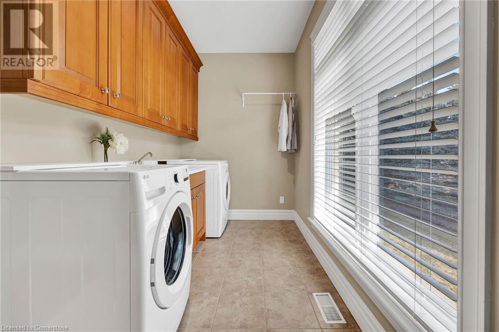 260 Deer Ridge Drive Unit# 50 Property Photo 14