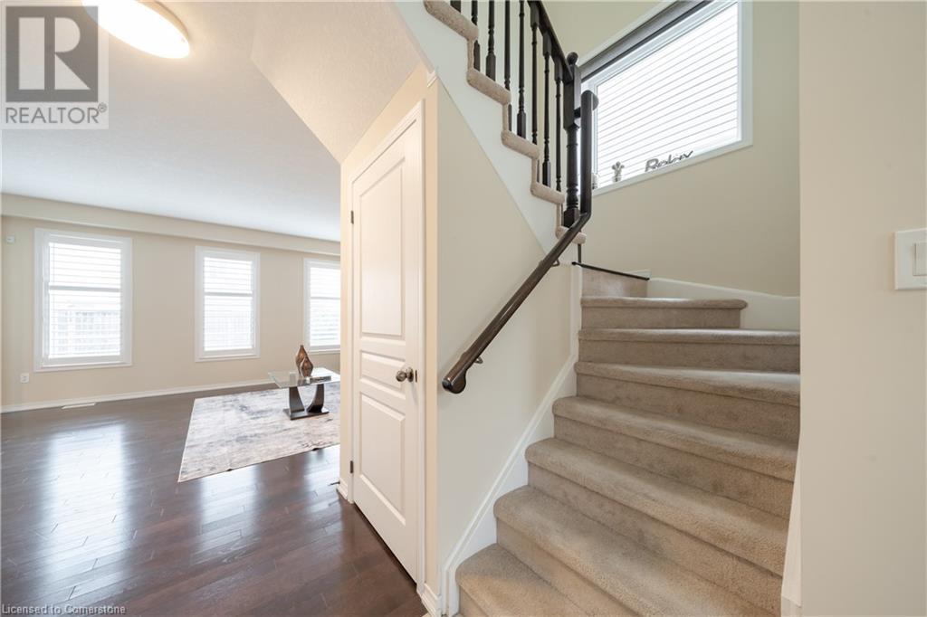 148 Whitwell Way Property Photo 7