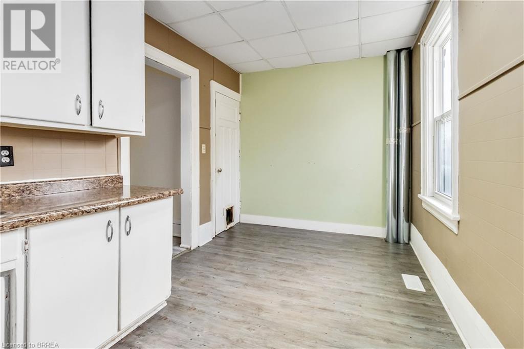29/31 London Street Property Photo 15