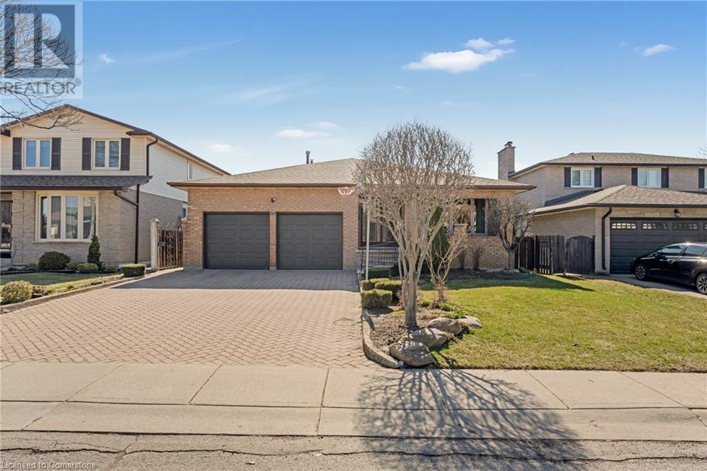 36 Skylark Drive Property Photo 1