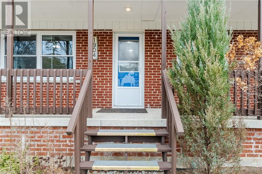 1904 Balsam Avenue Property Photo 3