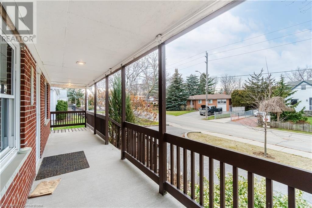 1904 Balsam Avenue Property Photo 4