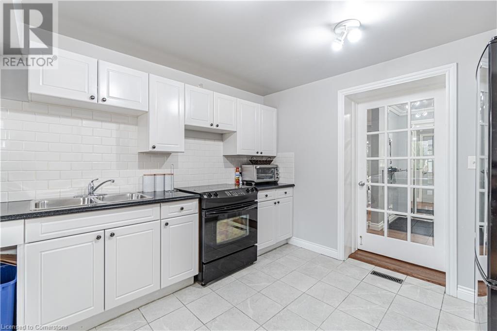 1904 Balsam Avenue Property Photo 13