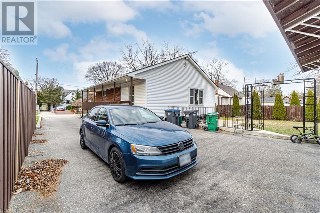 1904 Balsam Avenue Property Photo 35