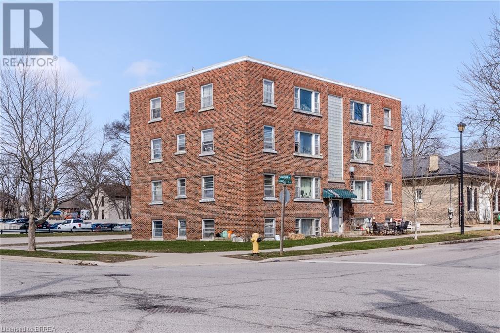 88 Charlotte Street Property Photo 1