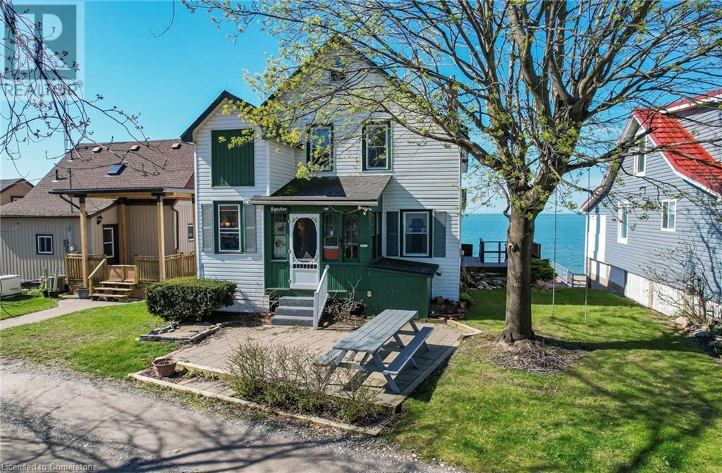 11611 Beach Road W Property Photo 1