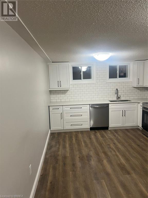 54 Debby Crescent Property Photo 17