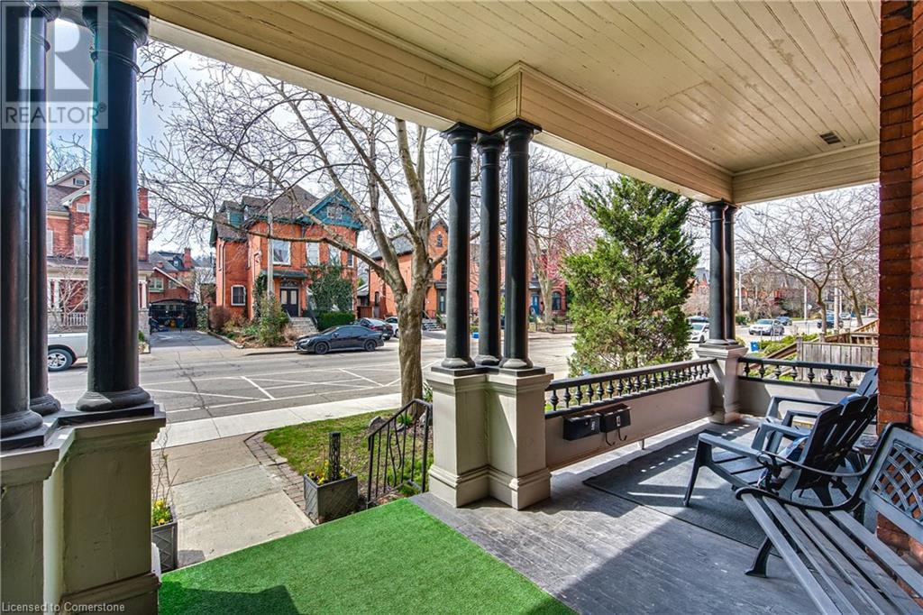 204 Herkimer Street Property Photo 4