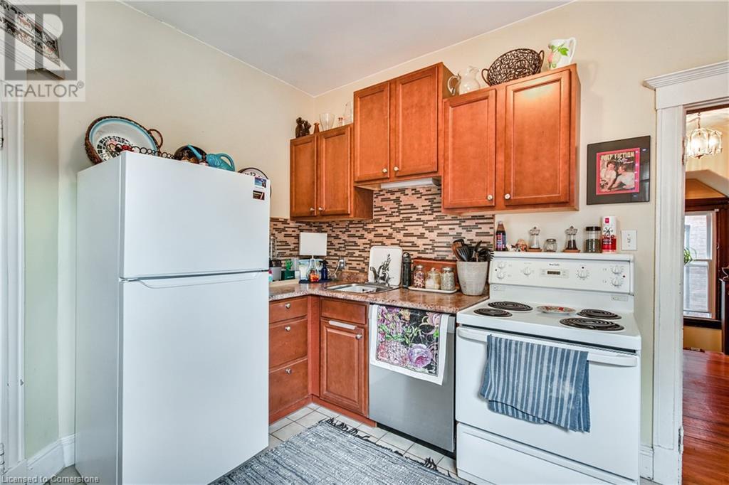 204 Herkimer Street Property Photo 21
