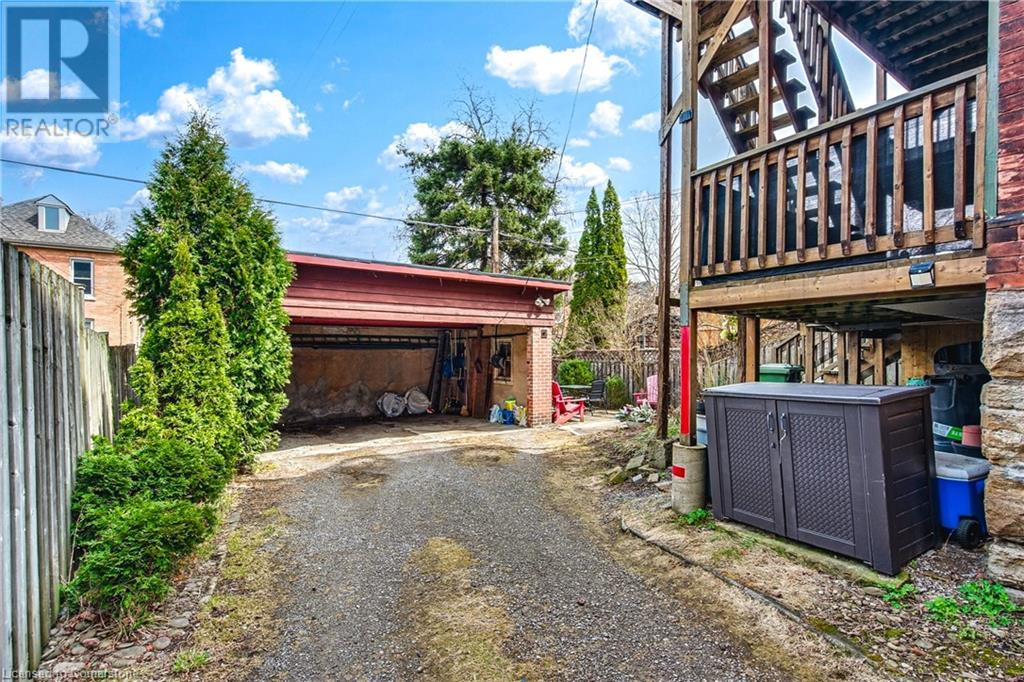 204 Herkimer Street Property Photo 39