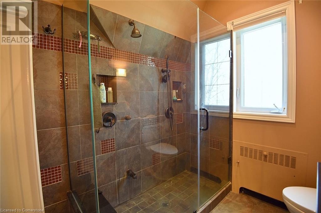 200 Concession Street Property Photo 31