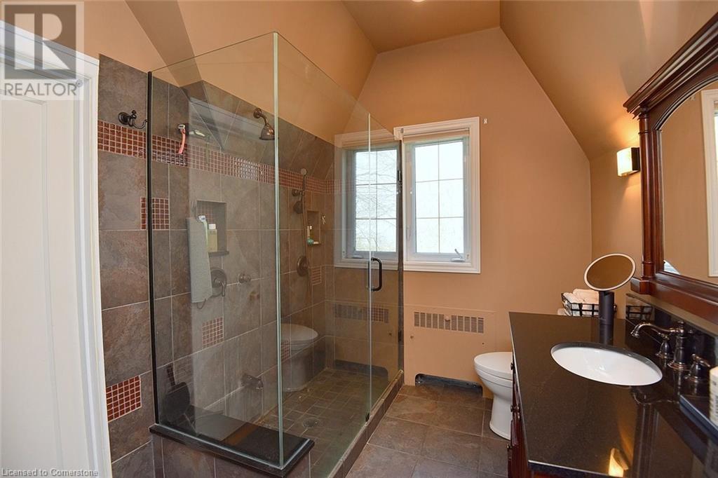 200 Concession Street Property Photo 32