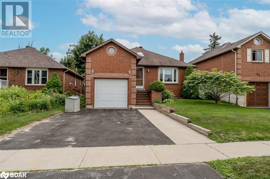 91 Irwin Drive Property Photo 1