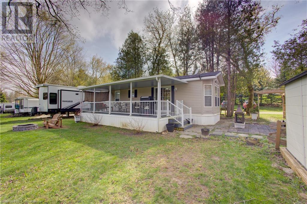 8 Maple Property Photo 1