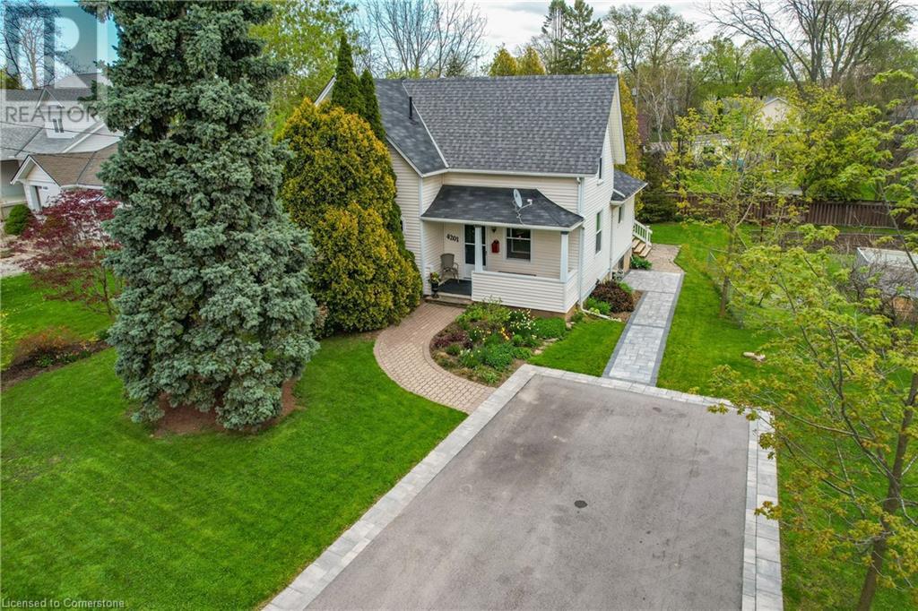4201 Mountain Street Property Photo