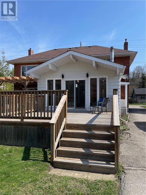 28 Willow Street Property Photo 2
